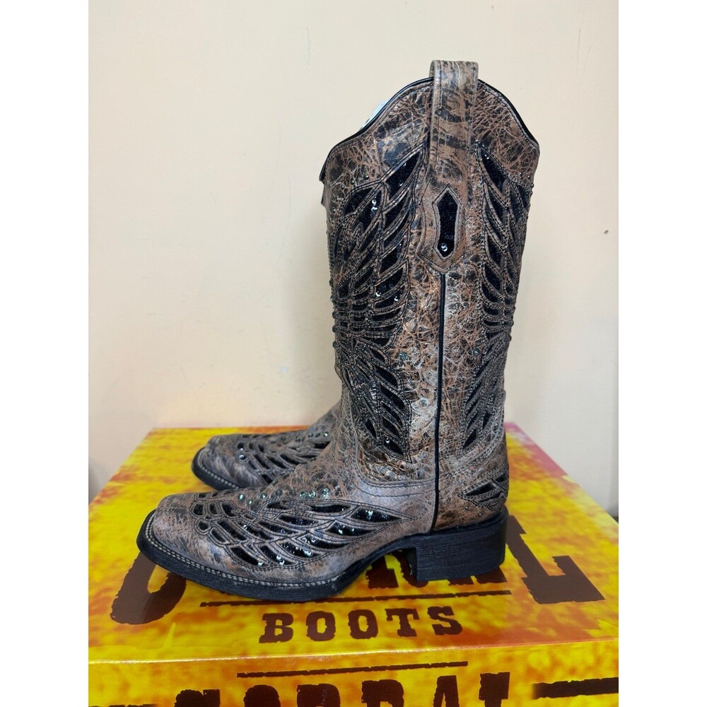 Women's Corral LD bronze Cowboy Boots Size 7 M Sequence & crystals butterfly